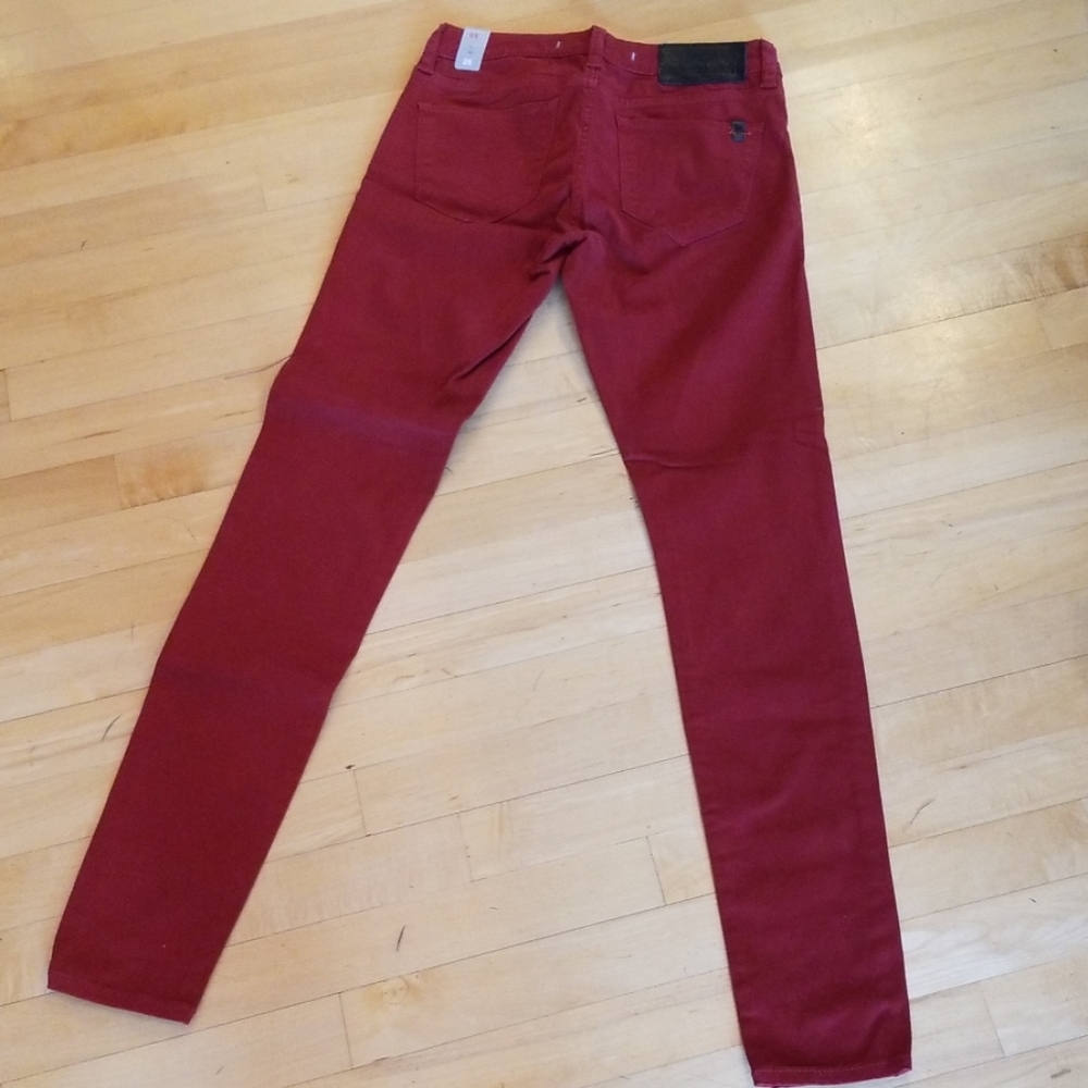 !iT Ultra Skinny Brick Red 5 Stretch Jeans 26 NWT